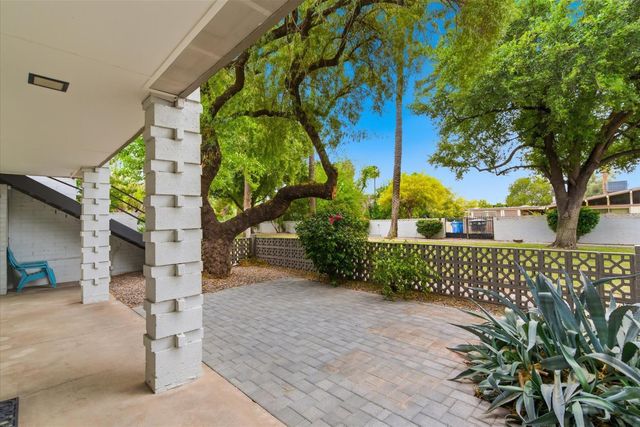 5226 N 20th Street B1, Phoenix, AZ 85016