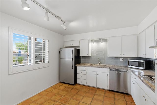 5226 N 20th Street B1, Phoenix, AZ 85016