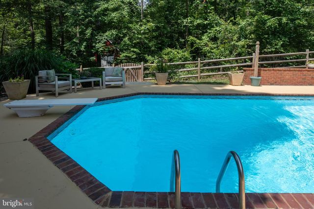 19 SECRETARIAT DR, Stafford, VA 22556