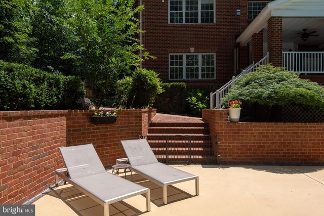19 SECRETARIAT DR, Stafford, VA 22556