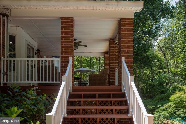 19 SECRETARIAT DR, Stafford, VA 22556