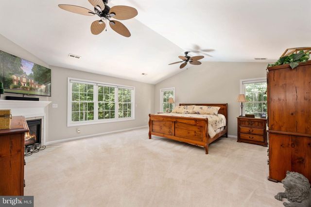 19 SECRETARIAT DR, Stafford, VA 22556