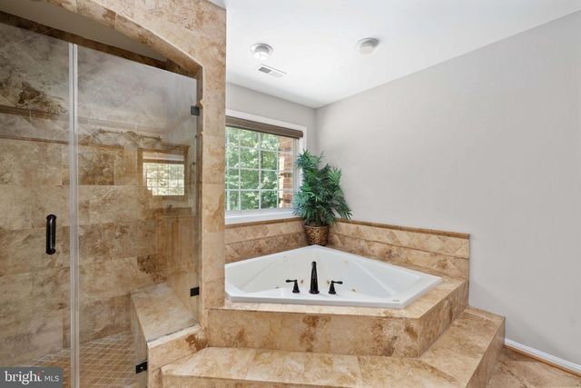 19 SECRETARIAT DR, Stafford, VA 22556