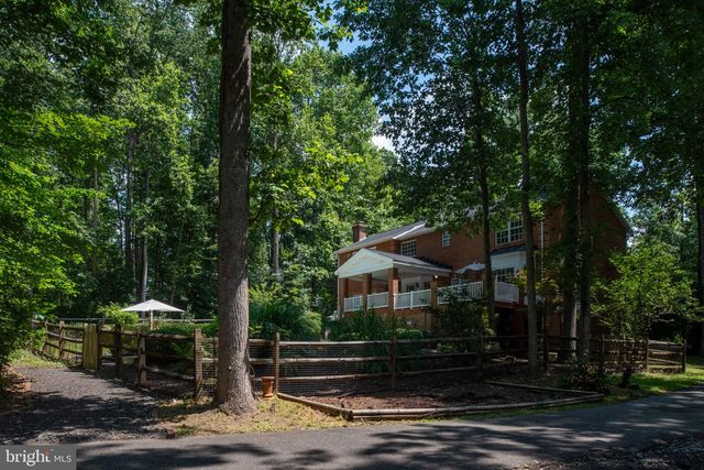 19 SECRETARIAT DR, Stafford, VA 22556