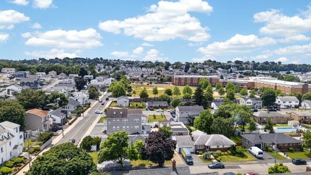 325 Malden St, Revere, MA 02151