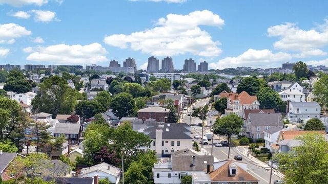 325 Malden St, Revere, MA 02151