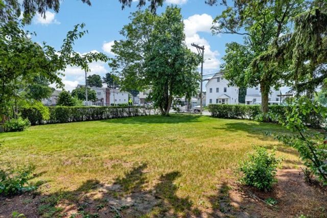 325 Malden St, Revere, MA 02151