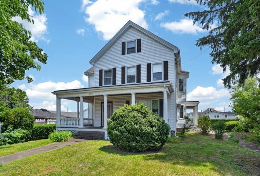 325 Malden St, Revere, MA 02151