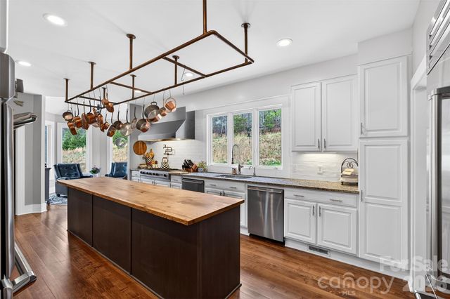 300 Springhill Drive, Rutherfordton, NC 28139