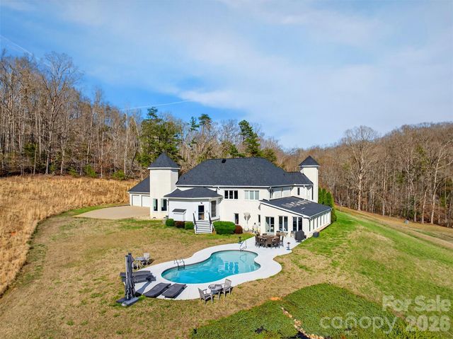 300 Springhill Drive, Rutherfordton, NC 28139