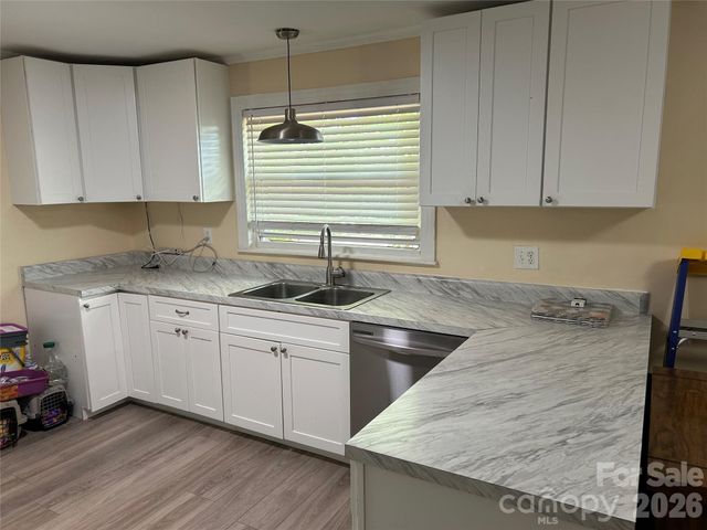 2307 Harris Henrietta Road, Mooresboro, NC 28114