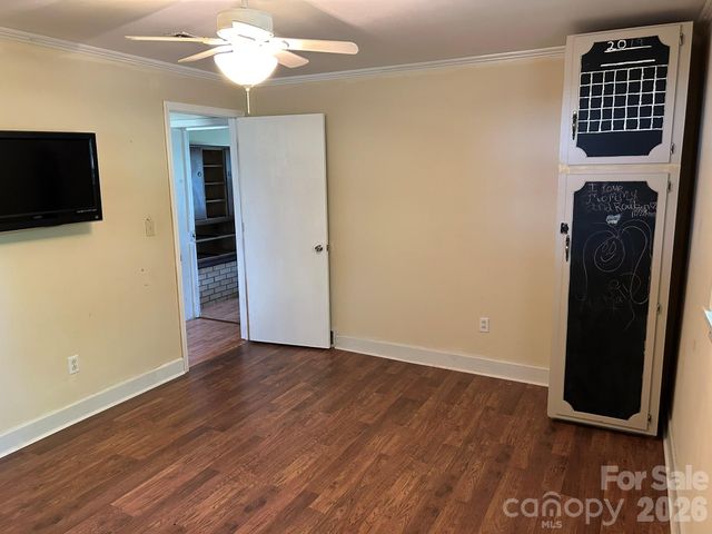 2307 Harris Henrietta Road, Mooresboro, NC 28114