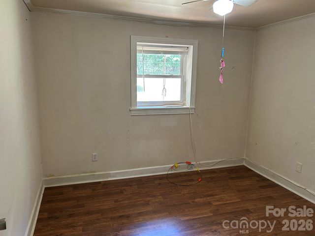 2307 Harris Henrietta Road, Mooresboro, NC 28114