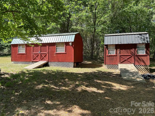 2307 Harris Henrietta Road, Mooresboro, NC 28114