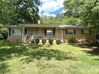 2307 Harris Henrietta Road, Mooresboro, NC 28114