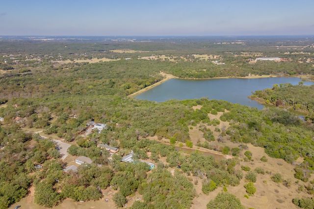 417 Wood River Road, Millsap, TX 76066