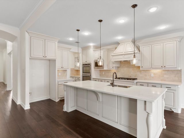 8025 Shadow Wood Drive, North Richland Hills, TX 76182