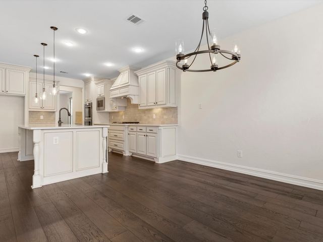 8025 Shadow Wood Drive, North Richland Hills, TX 76182