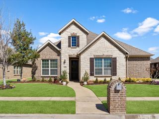 8025 Shadow Wood Drive, North Richland Hills, TX 76182