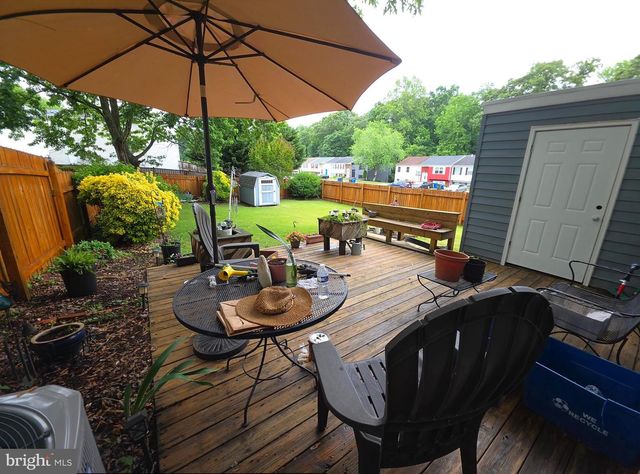 862 HOLLY DR, La Plata, MD 20646