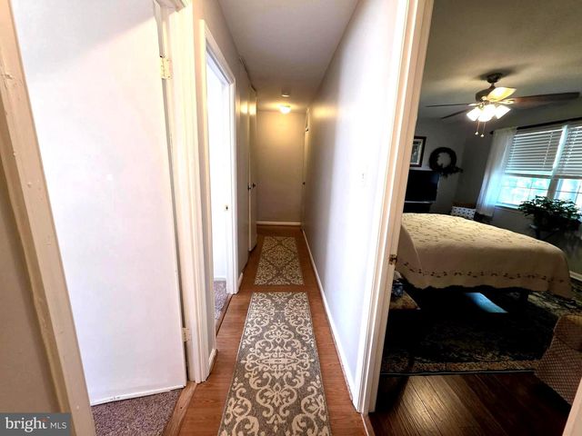 862 HOLLY DR, La Plata, MD 20646