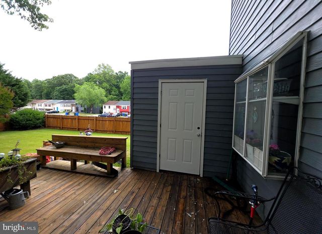 862 HOLLY DR, La Plata, MD 20646
