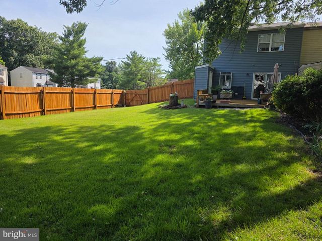 862 HOLLY DR, La Plata, MD 20646