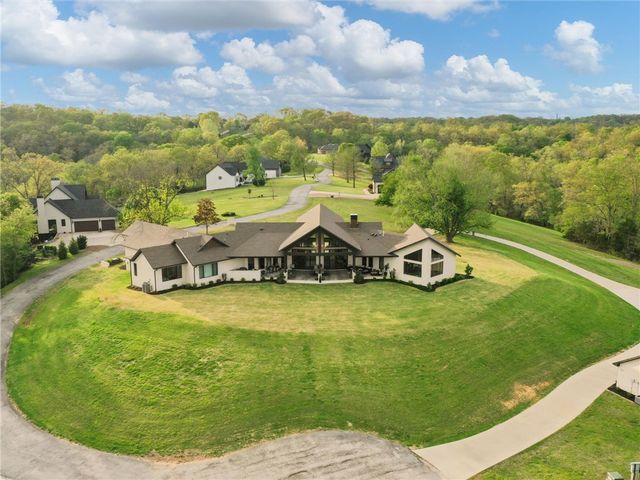 15456 & 15458 Brightwater Crossing, Rogers, AR 72756