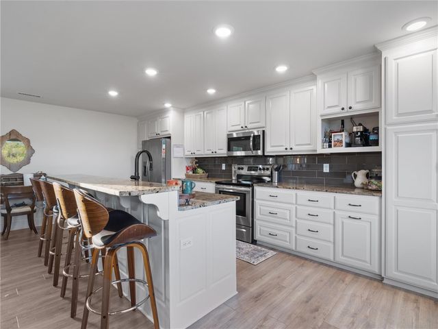 15456 & 15458 Brightwater Crossing, Rogers, AR 72756