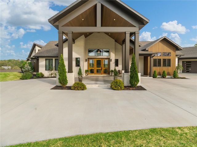 15456 & 15458 Brightwater Crossing, Rogers, AR 72756