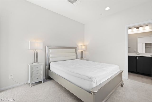 11527 Hawking Avenue, Las Vegas, NV 89138