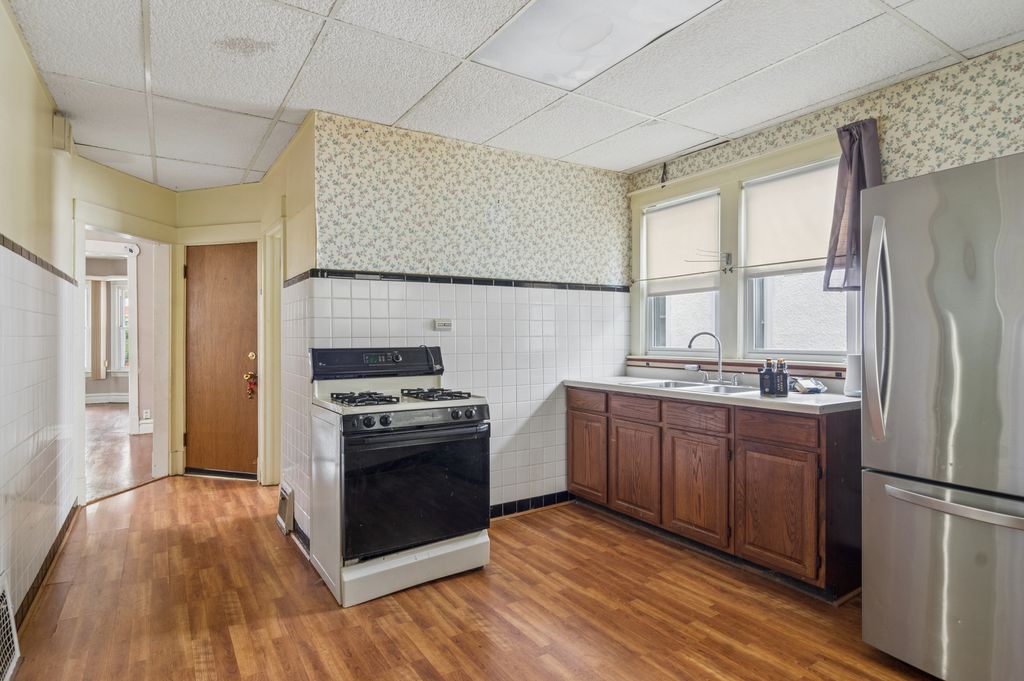 4541 N HARDING Avenue, Chicago, IL 60625 — photo 4