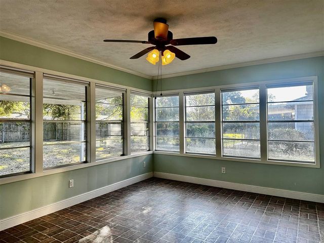 2529 Aster Street, Lake Charles, LA 70601