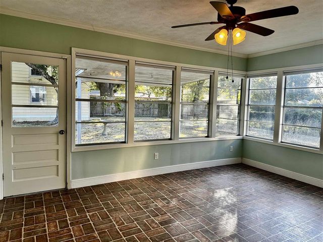 2529 Aster Street, Lake Charles, LA 70601