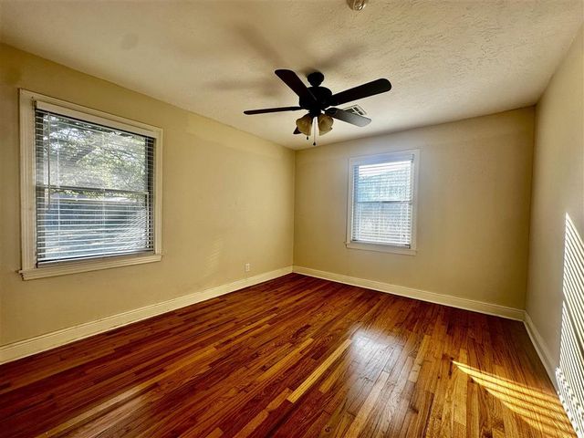 2529 Aster Street, Lake Charles, LA 70601