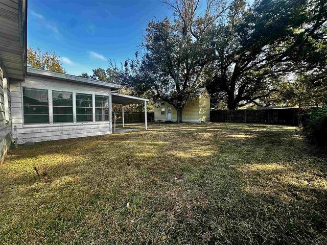 2529 Aster Street, Lake Charles, LA 70601