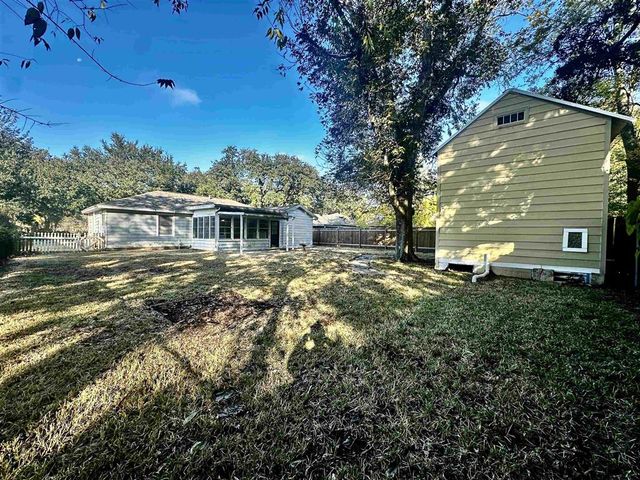 2529 Aster Street, Lake Charles, LA 70601