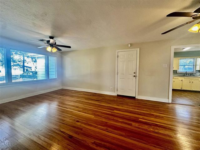 2529 Aster Street, Lake Charles, LA 70601