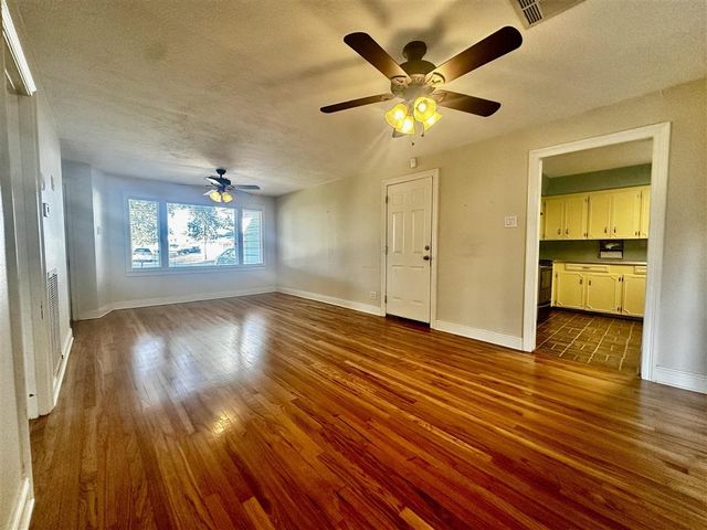 2529 Aster Street, Lake Charles, LA 70601