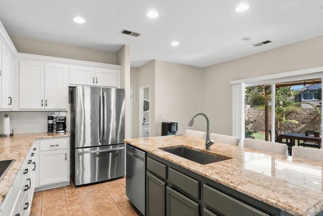 332 Monte Vista, Oceanside, CA 92057
