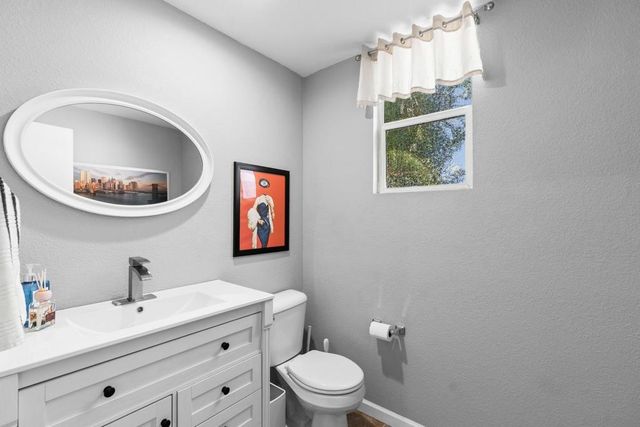 332 Monte Vista, Oceanside, CA 92057