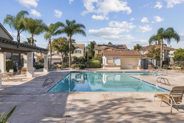 332 Monte Vista, Oceanside, CA 92057