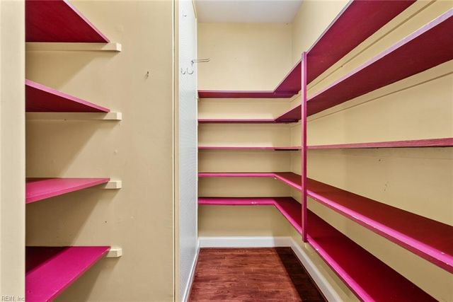 2152 Lords LNDG, Virginia Beach, VA 23454