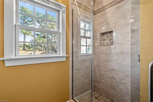 2152 Lords LNDG, Virginia Beach, VA 23454