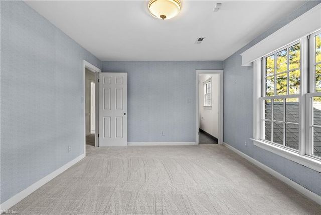 2152 Lords LNDG, Virginia Beach, VA 23454