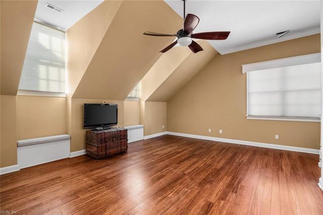 2152 Lords LNDG, Virginia Beach, VA 23454