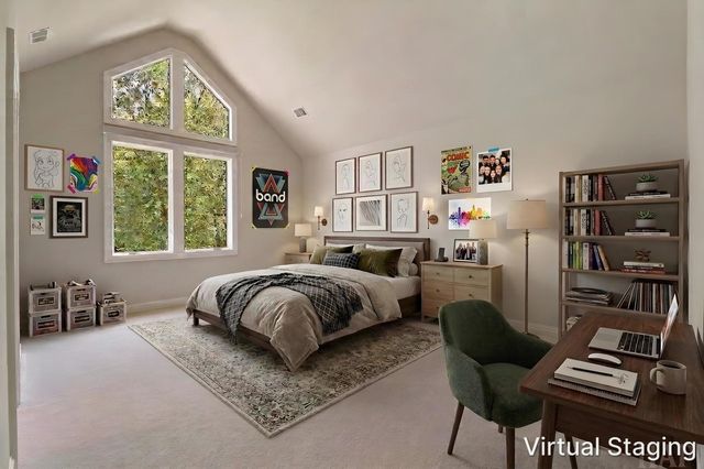 8806 WHISPERING PINES Trail, Woodstock, IL 60098