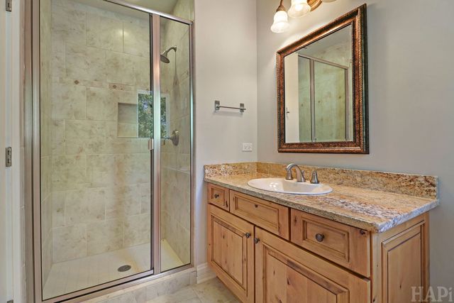 8806 WHISPERING PINES Trail, Woodstock, IL 60098