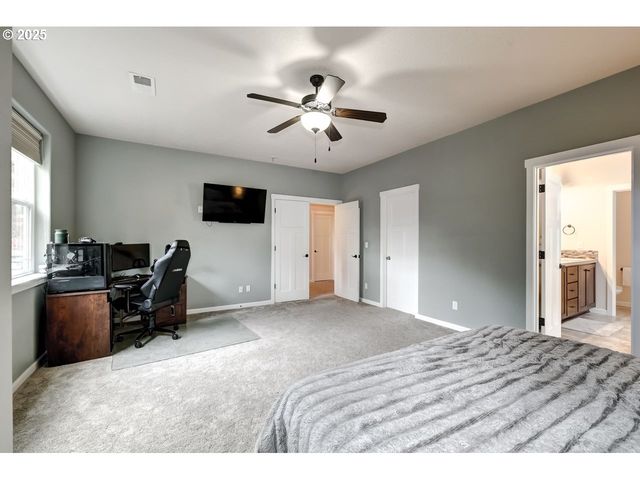 17647 HARDENBROOK Ave, Sandy, OR 97055