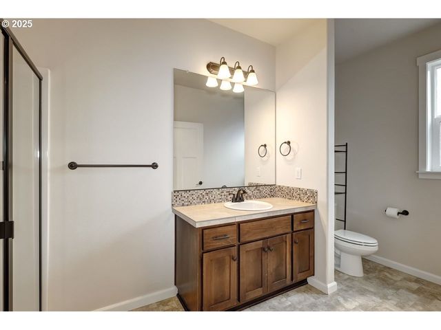 17647 HARDENBROOK Ave, Sandy, OR 97055